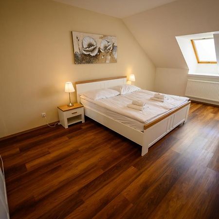 Apartman U Krale - 2 Jičín المظهر الخارجي الصورة
